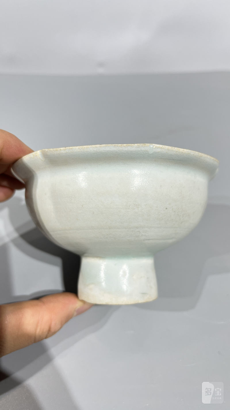 明 湖田花口高足杯 - 图3